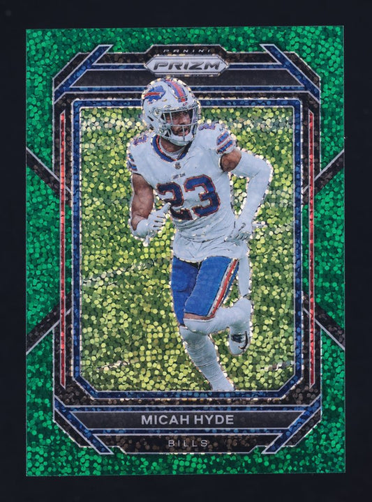 2022 Panini Prizm #36 Micah Hyde Green Sparkle #/8