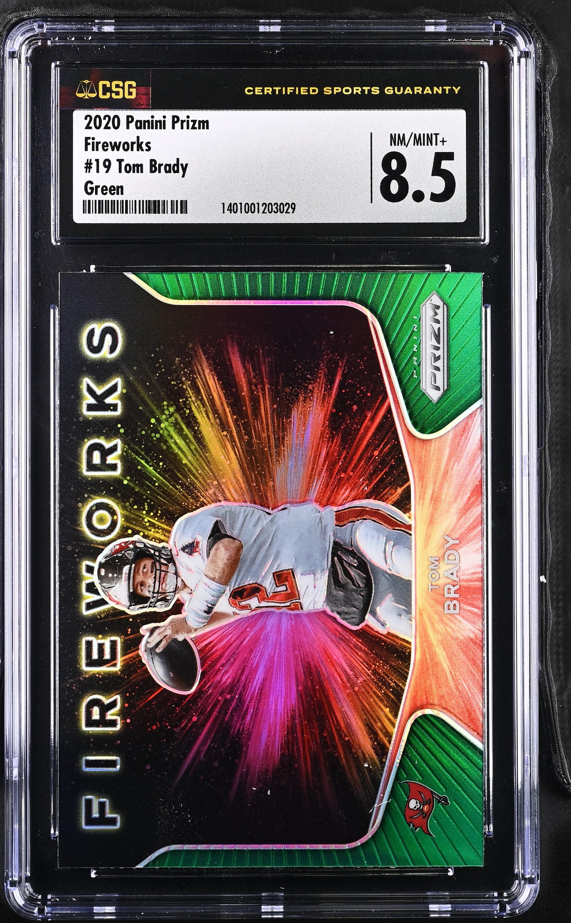 2020 Panini Prizm #19 Tom Brady Fireworks Prizms Green CGC 8.5 Buccaneers