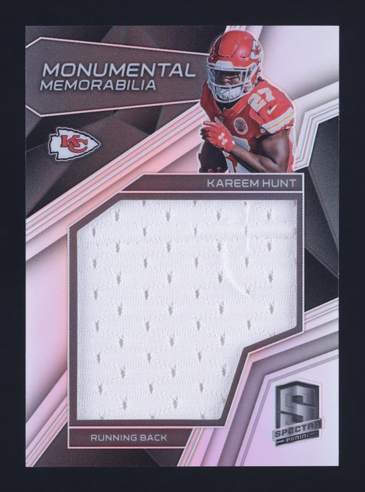 2017 Panini Spectra Monumental Memorabilia #33 Kareem Hunt /199 CHIEFS